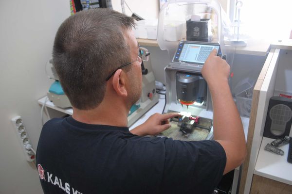 Pendik Orhangazi Oto Anahtar Kopyalama